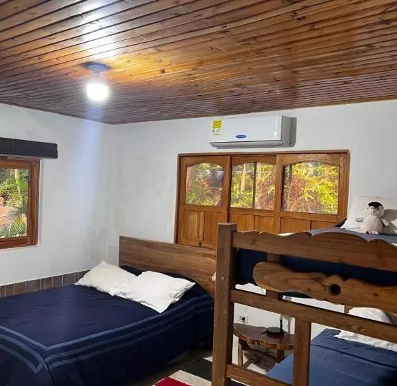 Retkeilymaja Hacienda Valencia