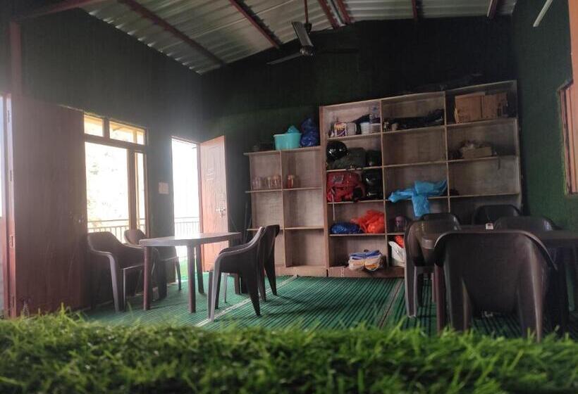 Bed and Breakfast Narayan Valley Resort