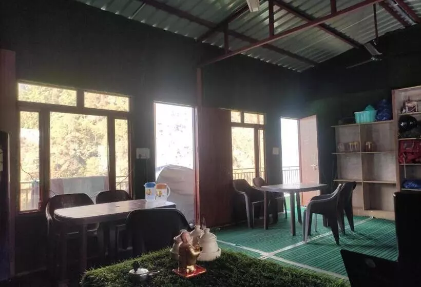 Aamiaismajoitus (B&B) Narayan Valley Resort