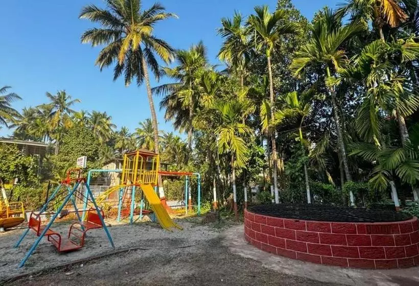 ホテル Airawat Resort By Orya Retreat