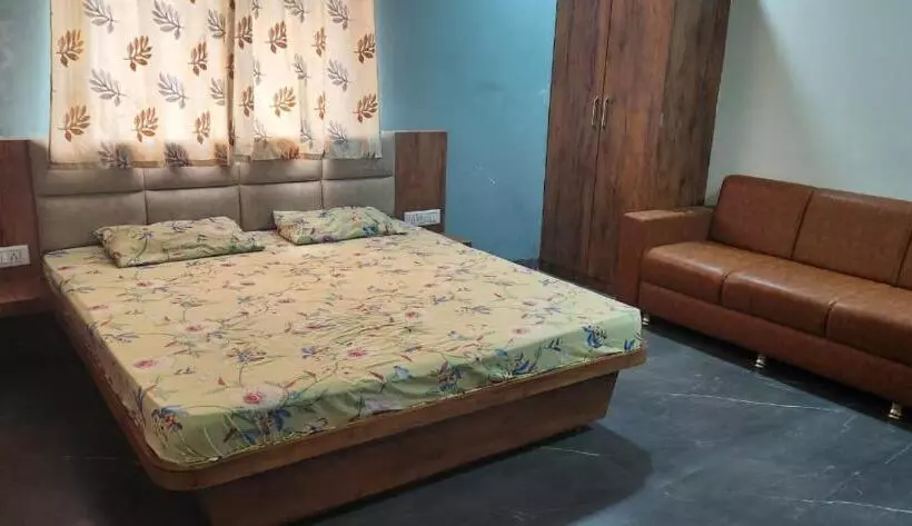 Hotelli Garva Lodging
