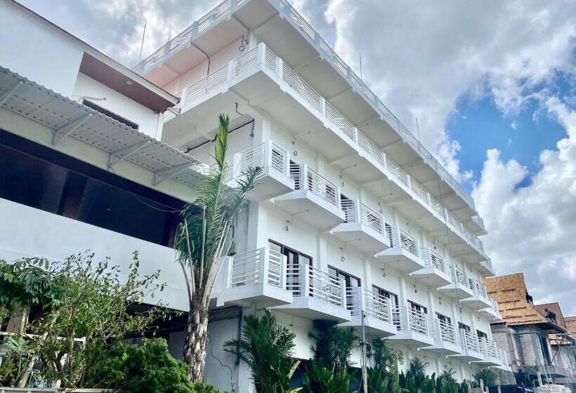 בית מלון כפרי Made Canggu 77 Managed By Manara