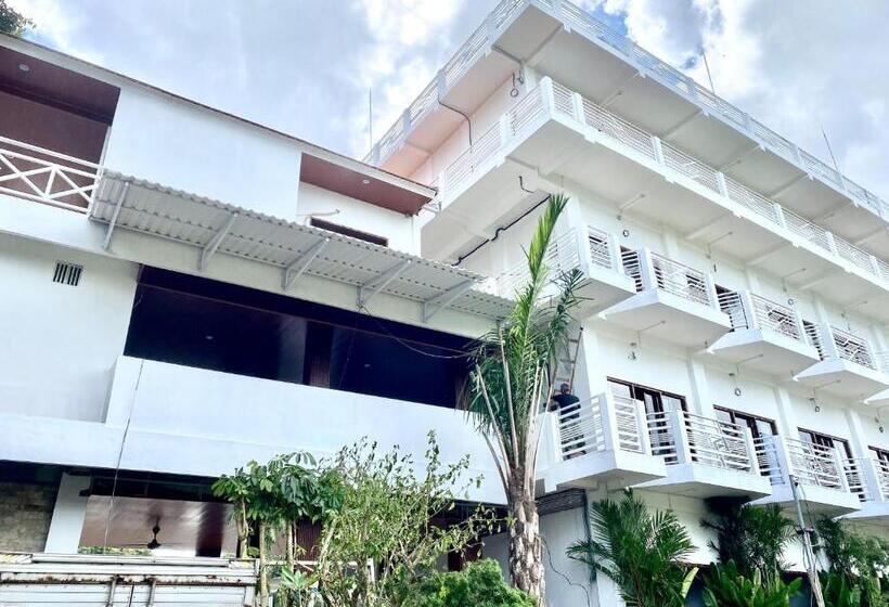 בית מלון כפרי Made Canggu 77 Managed By Manara