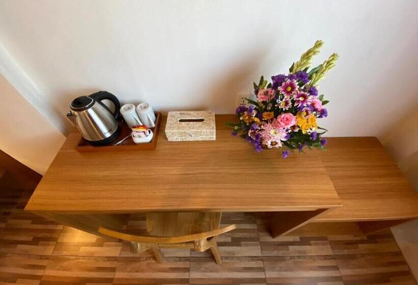 בית מלון כפרי Made Canggu 77 Managed By Manara