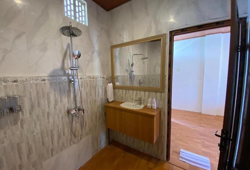 בית מלון כפרי Made Canggu 77 Managed By Manara