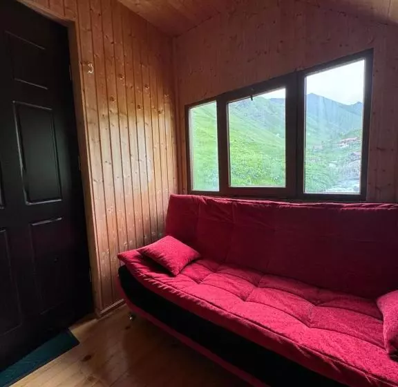 هتل River House