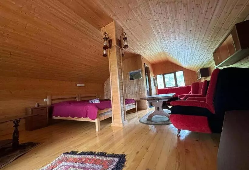 هتل River House