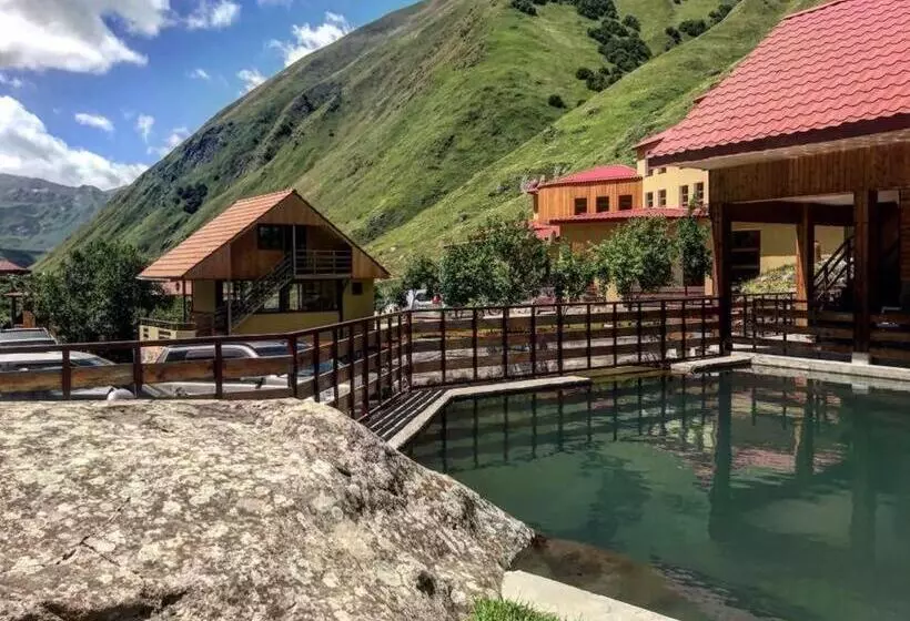 هتل River House