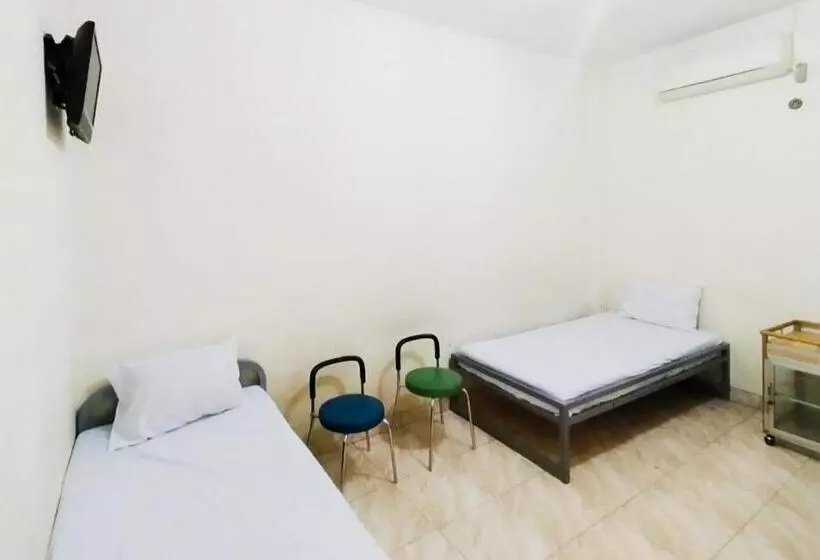 Hotelli Turuo Homestay Pringsewu Syariah Mitra Reddoorz