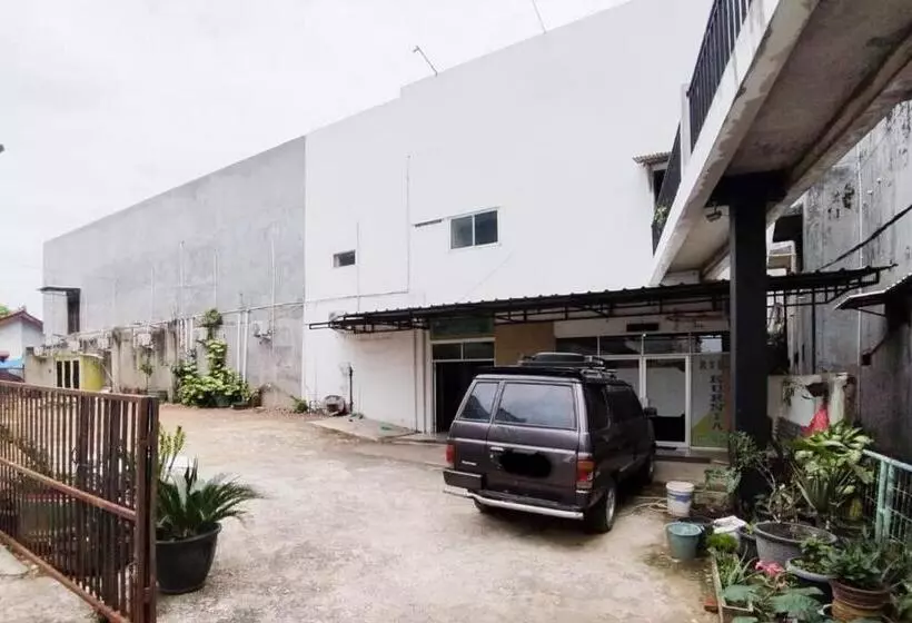 Hotelli Turuo Homestay Pringsewu Syariah Mitra Reddoorz