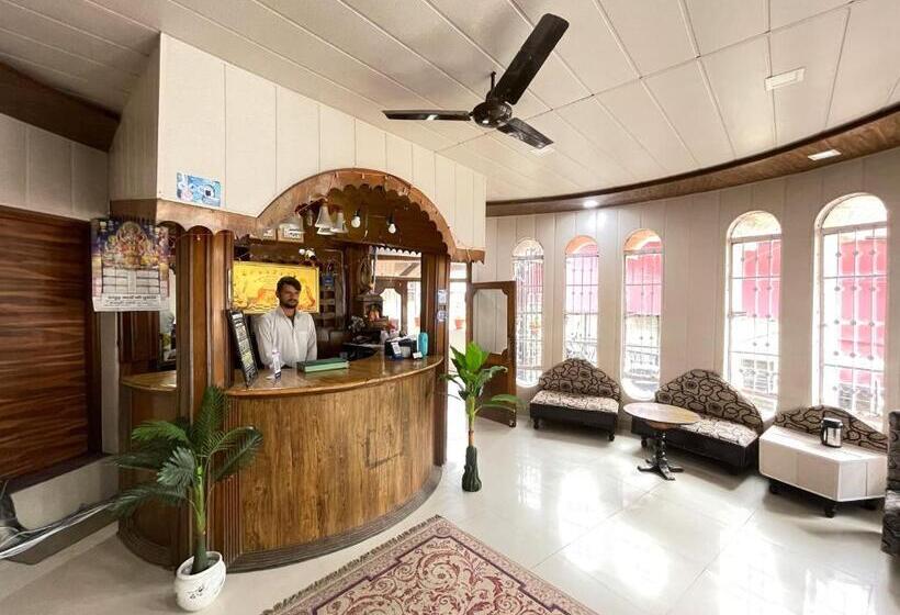 فندق Work Party Go