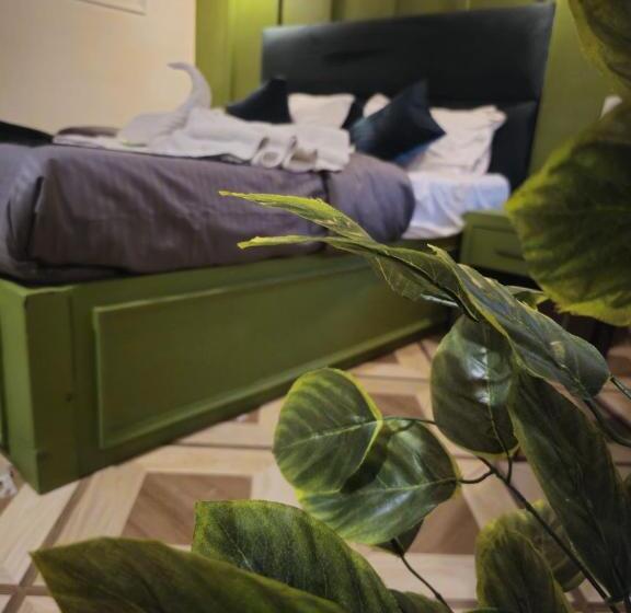 فندق Work Party Go