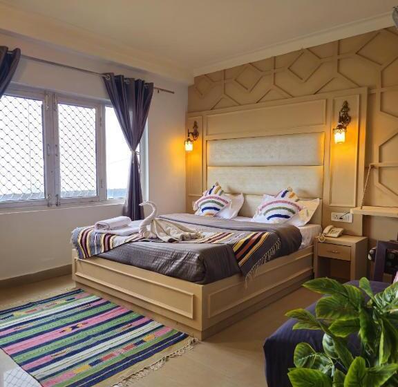 فندق Work Party Go