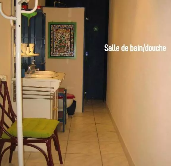Majatalo Gîte Et Grange à Jeux Du Bonhomme Bouton