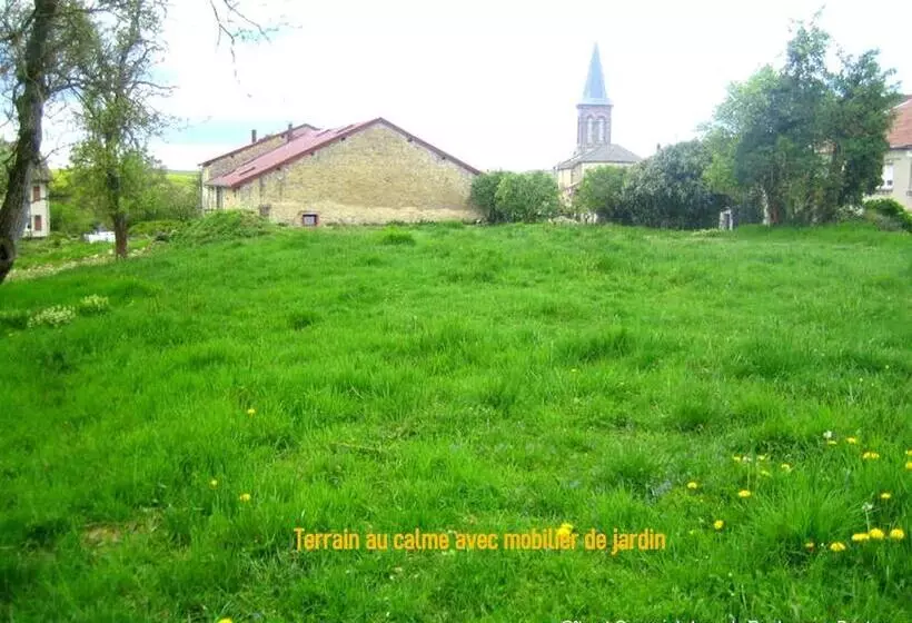 Majatalo Gîte Et Grange à Jeux Du Bonhomme Bouton