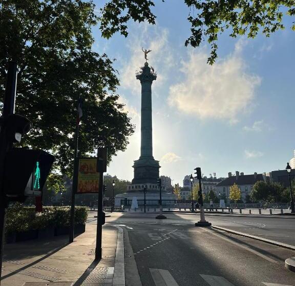پانسیون Large Parisian Duplex