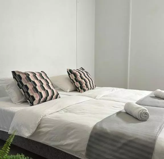 پانسیون Legenda Suites