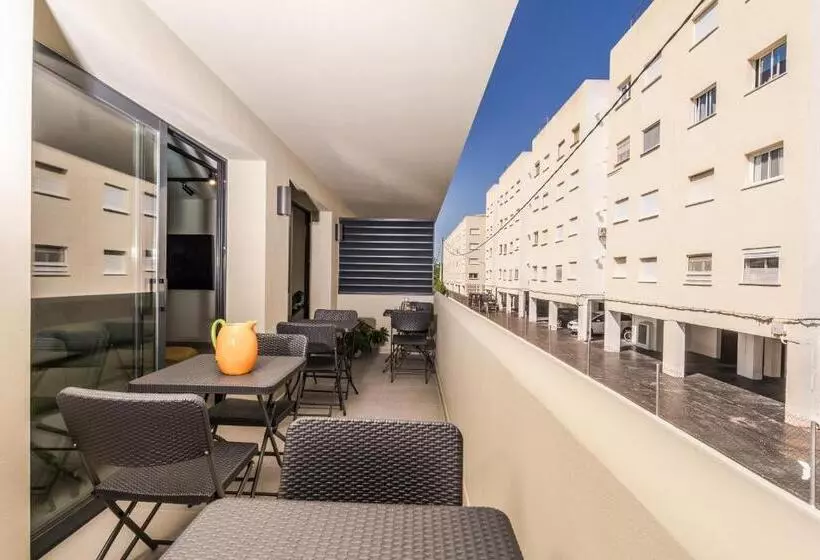 Majatalo Marina Beach 38 Denia