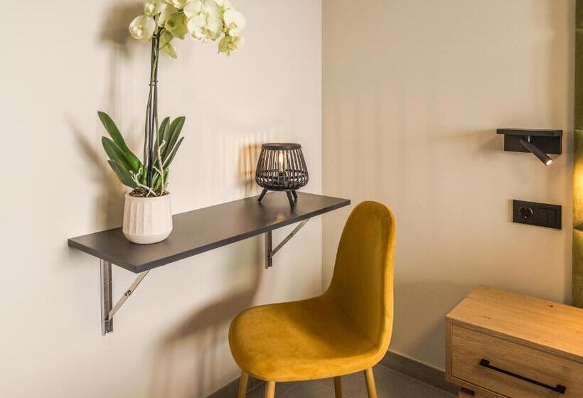 پانسیون Marina Beach 38 Denia