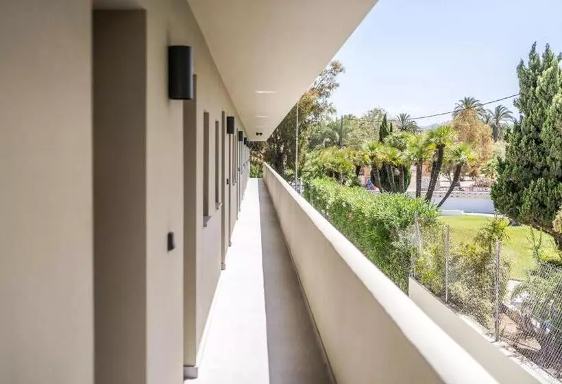 Majatalo Marina Beach 38 Denia