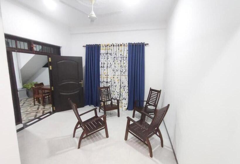 ペンション Mario Family Villa And Restaurant