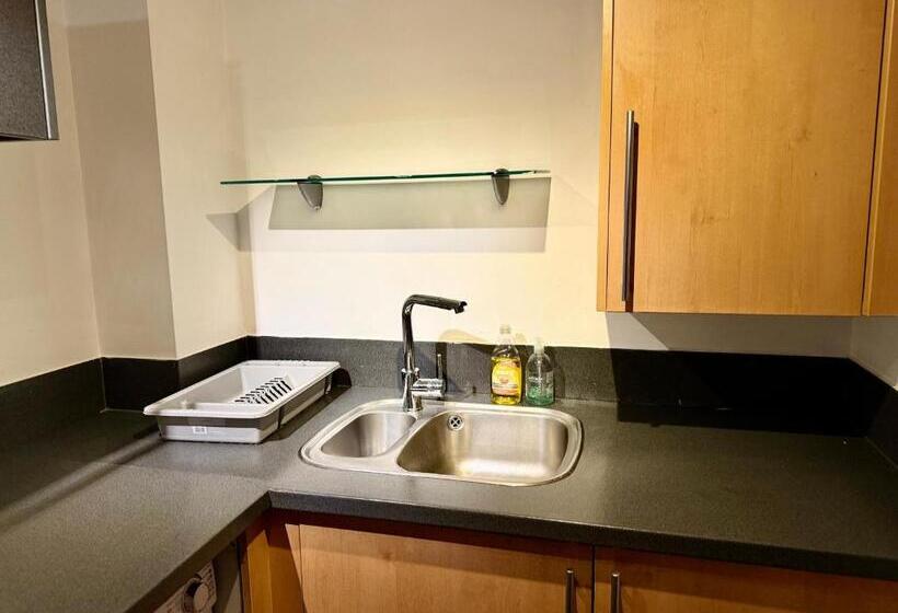 펜션 The Red Suites