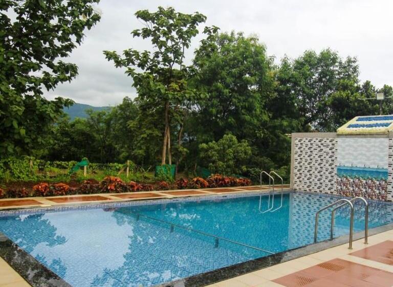 Resort Komal Farm House Karjat
