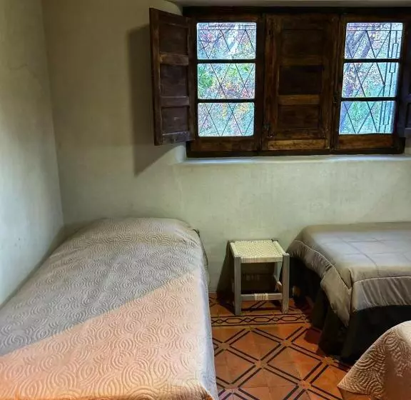 ユースホステル La Gertrudis Posada De Campo