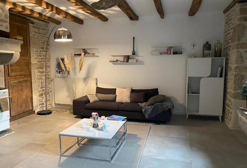 تختخواب و صبحانه Chez Odette Chambre Etable Et Glycine