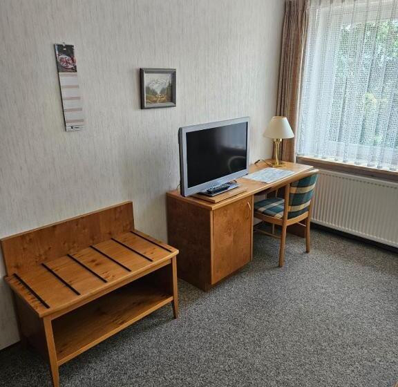 Отель Braaker Krug