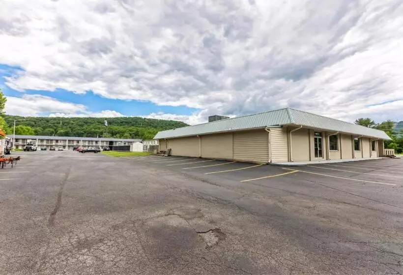 ホテル Days Inn I81 Double Bed Room