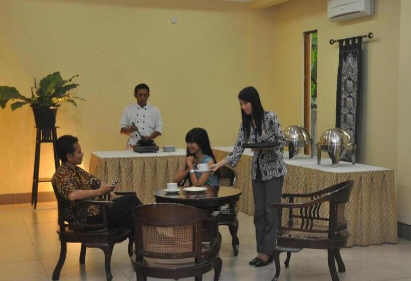 Hotel Sentana Mulia