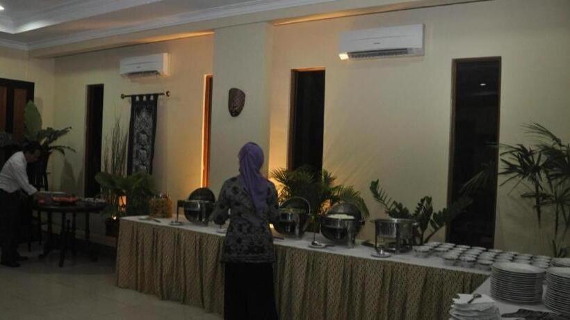 Hotel Sentana Mulia