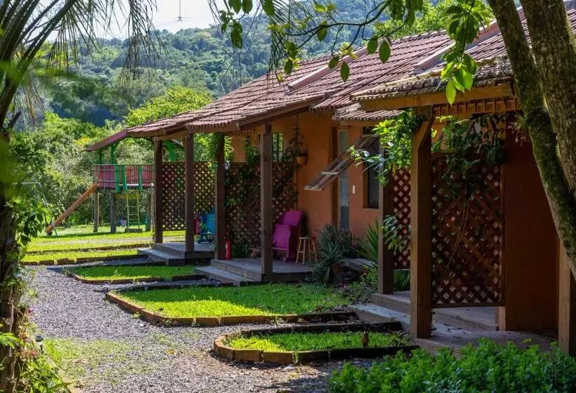 ホテル Sítio Pé Na Terra   Retiros E Hospedagens