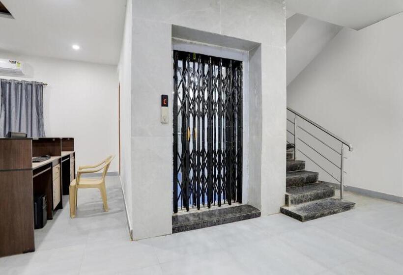 בית מלון כפרי Townhouse Shamshabad Near Airport