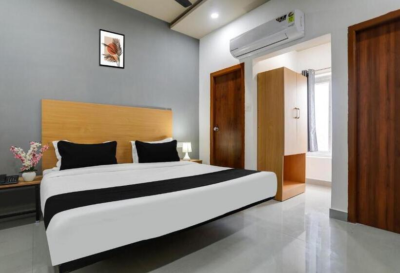 בית מלון כפרי Townhouse Shamshabad Near Airport