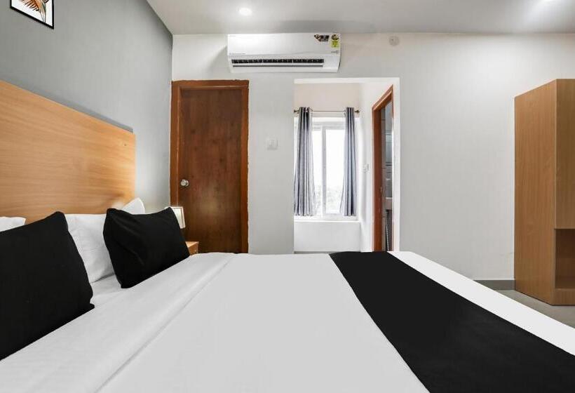 בית מלון כפרי Townhouse Shamshabad Near Airport