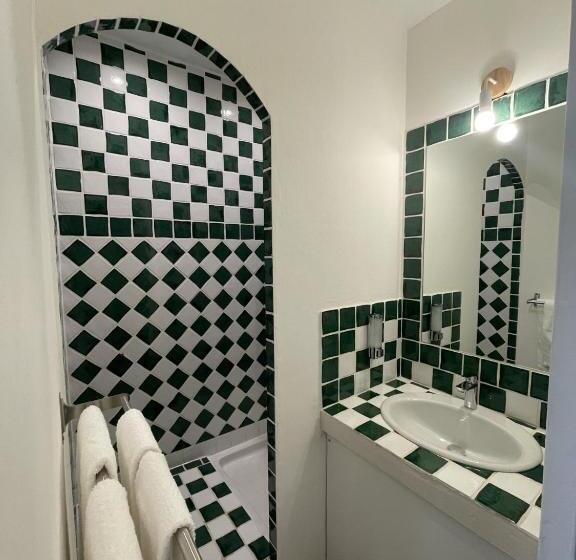 بنسيون La Villageoise