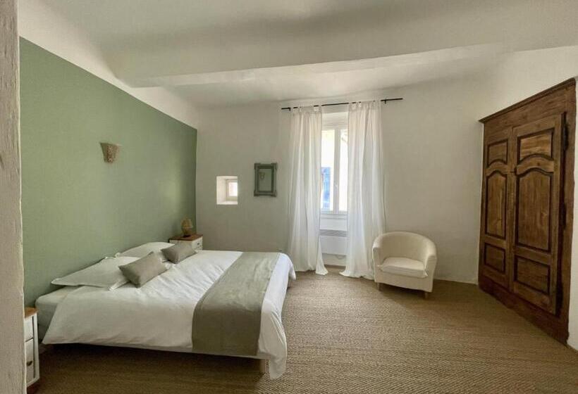 بنسيون La Villageoise