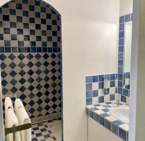 بنسيون La Villageoise