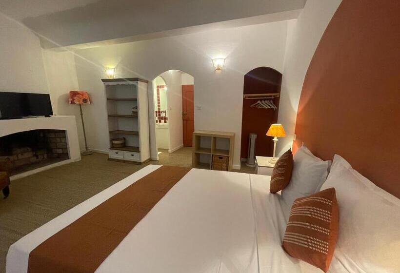 بنسيون La Villageoise