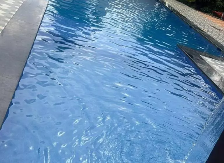 Lomakeskus Namaste Holidays Karjat