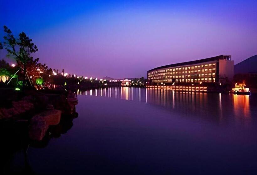 リゾートホテル New Century Hotel Zaozhuang Fengming