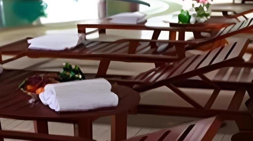 リゾートホテル New Century Hotel Zaozhuang Fengming