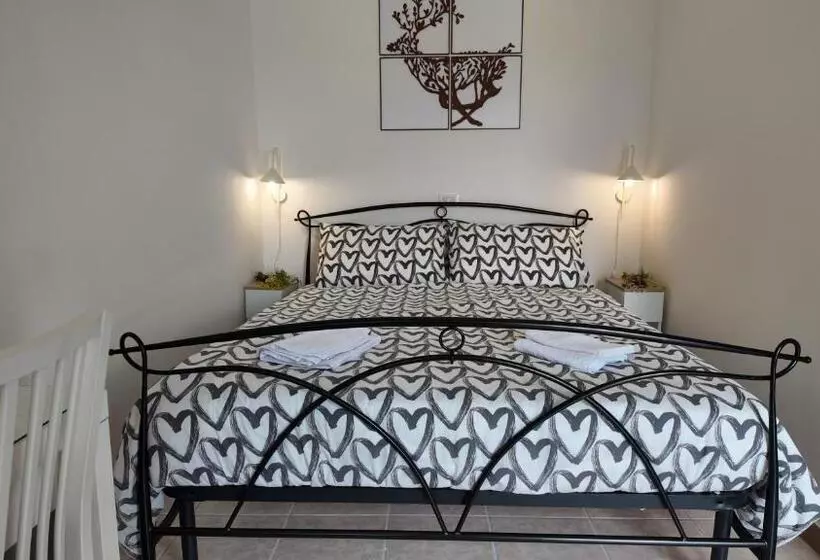 Aamiaismajoitus (B&B) Nel Bosco Di Giove   Albergo Diffuso