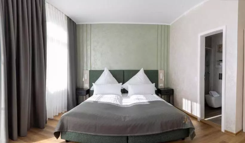 Boutique Hotel Weisses Haus Art