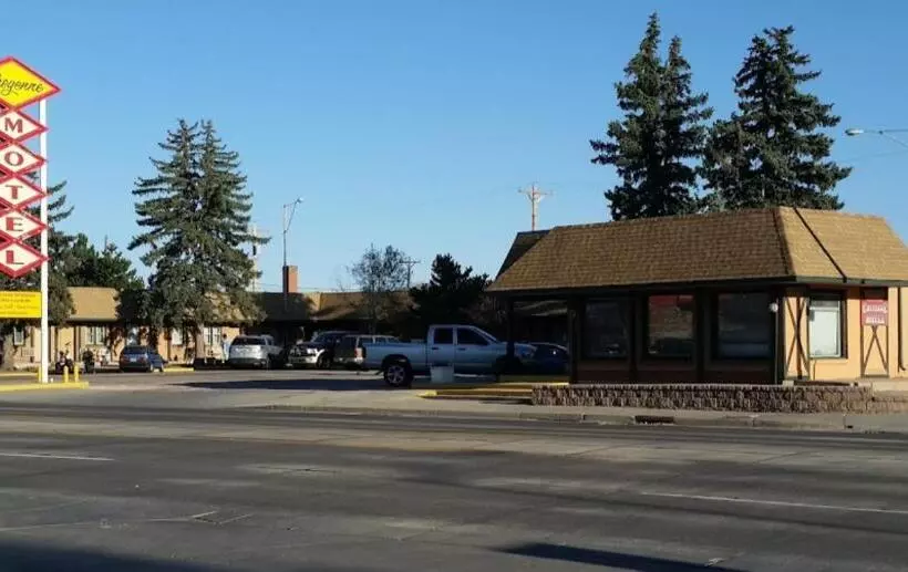 Cheyenne Motel