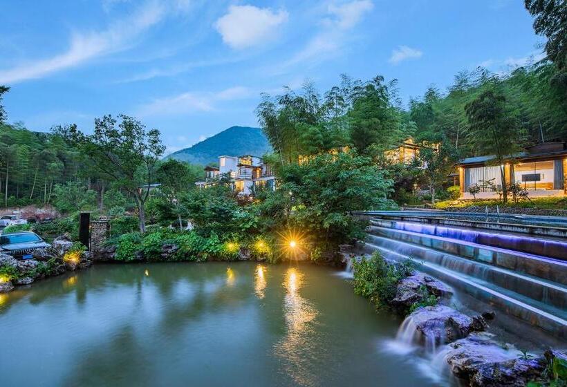 فندق 安吉牧云山谷 中式花园民宿