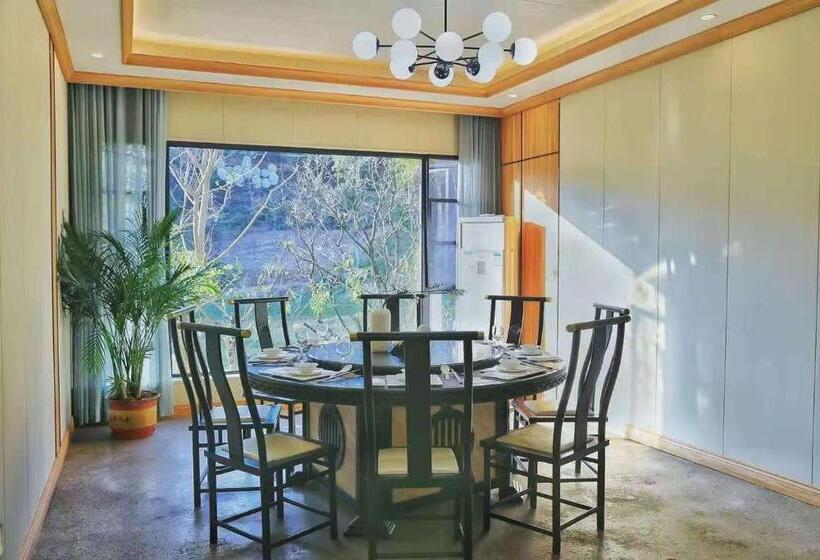 فندق 安吉牧云山谷 中式花园民宿