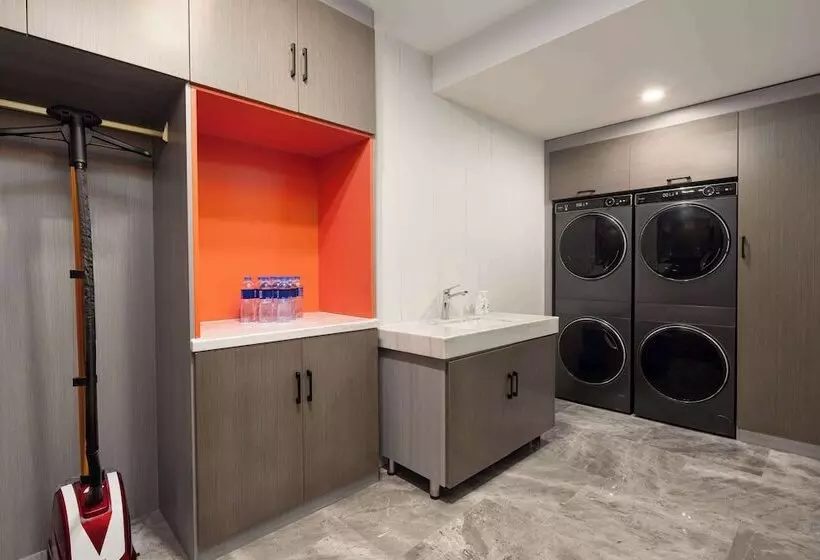 Hotelli Days Inn By Wyndham Lanzhou Chengguan